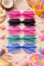 Load image into Gallery viewer, Seaside Sweetheart

