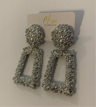 Load image into Gallery viewer, Crushed
